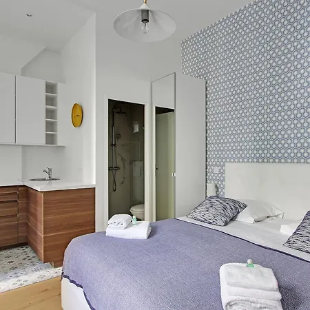 Pick A Flat's In Montmartre - Rue Des Martyrs Parigi